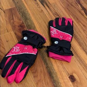 thermal black and pink gloves